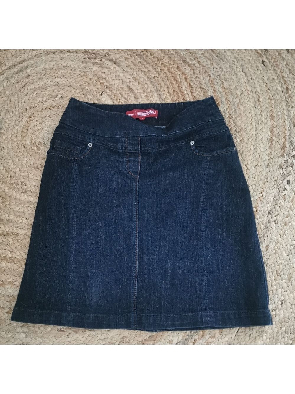 Y2K Contrast The Original Comfort Dark Blue Denim Jean Skirt. Size 7